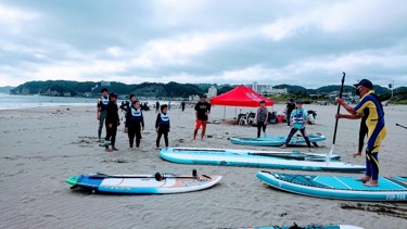 福島の子ども達を千葉の御宿町の海へ招待し、1泊2日のサーフイベント「AKEUMI kids 海と日本プロジェクト」を開催しました！のサブ画像2