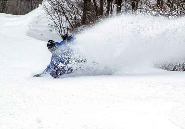 グランスノー奥伊吹「初冠雪」！標高１０００m以上のスキー場のゲレンデが「雪化粧」！スキー場は１２月１８日（土）オープン予定！のサブ画像11