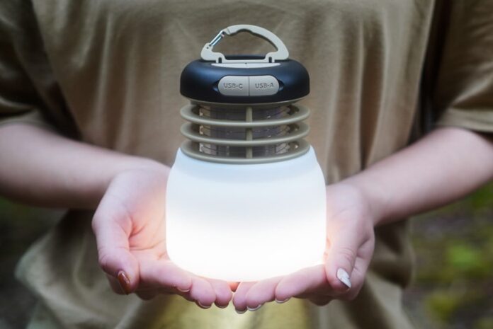 【MATECH】ライト、蚊取りUVランプ、モバイルバッテリー機能を備えた3in1ランタン「LanternPro」を販売開始のメイン画像