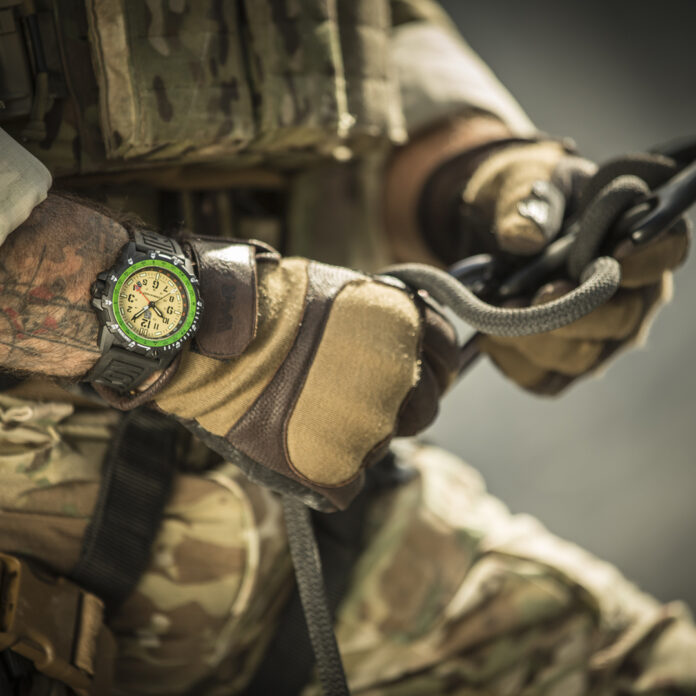 【腕時計Luminox】～軍事専門家監修の本格戦闘ギア～プロフェッショナルとの共同開発による高い信頼性コマンドーレイダーモデル登場！のメイン画像