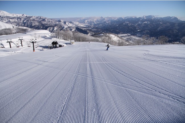 2021-2022　SNOWシーズン　白馬村のスキー場は、国内では最も早い時期での100％天然雪ゲレンデがスタートしました。のサブ画像2_エイブル白馬五竜パノラマコース(トップシーズンイメージ)