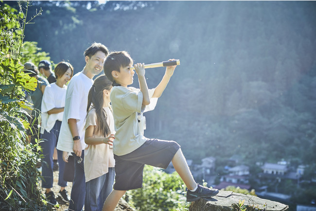東京・檜原村で新たな自然体験プログラム「裏山アート探検隊 みっけるん」が来春スタート予定、モニター参加者を募集のサブ画像14_あっ！あれだ！