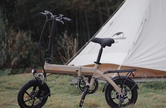 【応援購入総額1400万突破】キャンプ場まで持っていける頼れる相棒、折畳式電動アシスト自転車「A1TS」Makuakeにて先行販売中！のメイン画像