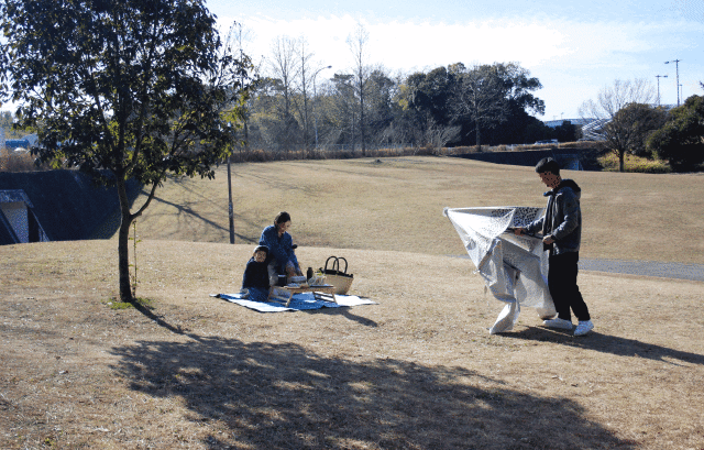 組み立て不要！傘のようにパッと開くだけで完成！！新感覚“日傘型タープ” 簡単に日影を作って快適レジャーが楽しめる！「パラソルタープ」マクアケにてプロジェクト開始のサブ画像3