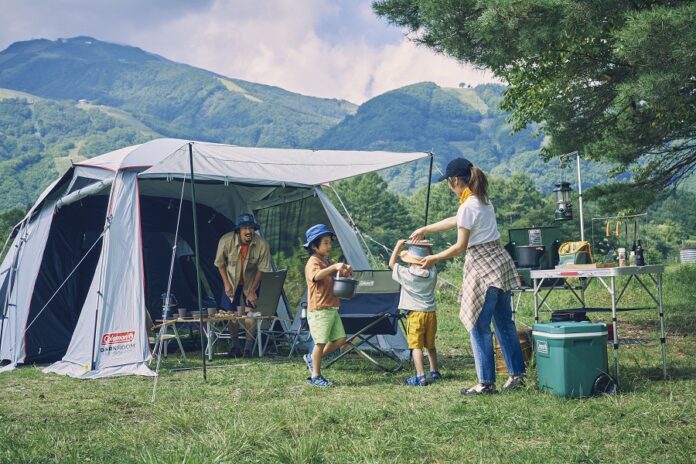 夏のキャンプの新たなスタイル“サマーファミリーキャンプ”コールマンダークルームシリーズから更に快適になったエアーシリーズが登場のメイン画像