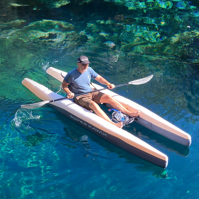 組み立て・持ち運び楽々！スマートなカヤック「Super Kayak」をガジェットストア「MODERN g」で販売開始のメイン画像
