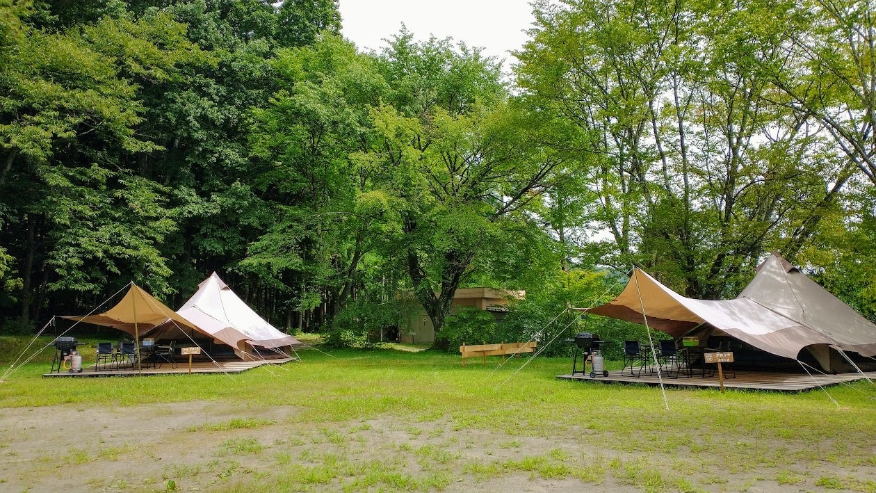 この夏、光の切り絵と音楽のナイトウォークイベント開催中の「ちばむらオートキャンパーズリゾート」でひと味違ったキャンプを体験しよう！のサブ画像6_キャンプ風景