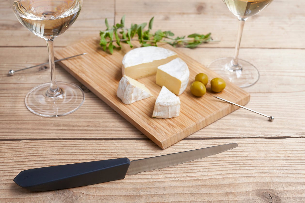 一緒に食べる喜びも美味しさもシェア。刃先が浮いて自立する「table knife」、暮らしの新しいスタンダードを提案する h tag より9月14日発売のサブ画像8