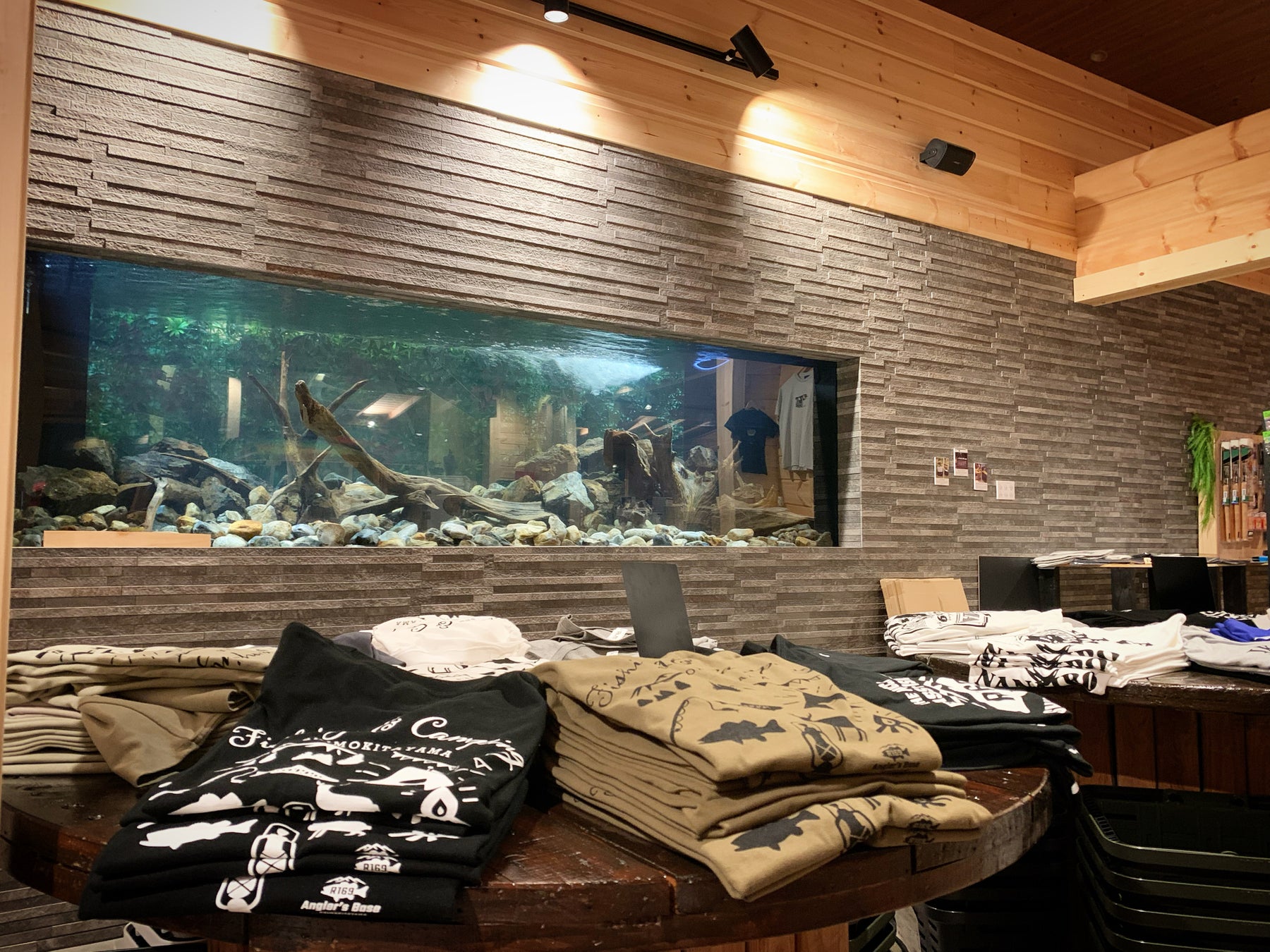 アウトドアショップ＋カフェの複合施設　「アングラーズベース下北山」が奈良県に誕生！のサブ画像3