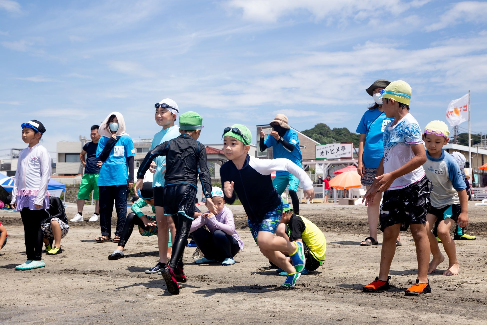 ライフセーバーと一緒に、小学生が海体験に挑戦！「海のおもいで創造プログラム」を開催しました！｜2022年7月7日～8月26日実施＠鎌倉材木座海岸・逗子海岸のサブ画像4