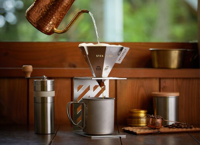 コーヒーのプロ直伝の組み立て式ドリッパー。工具いらずの簡単組み立てで、誰が淹れてもおいしい一杯を楽しめる本格派。のメイン画像