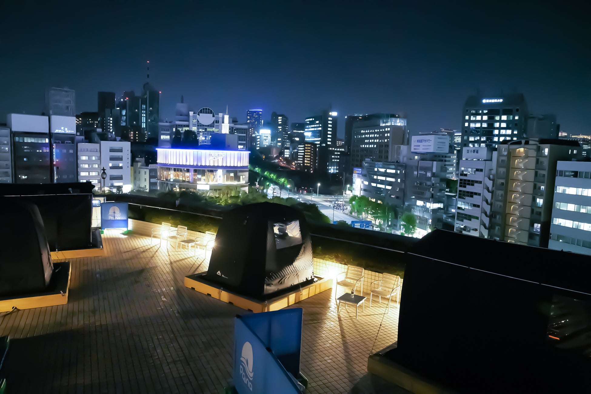 いま話題のテントサウナ！東京ドームホテル プールサイドに秋期限定OPEN！のサブ画像1_プールサイドサウナ「Poona」イメージ