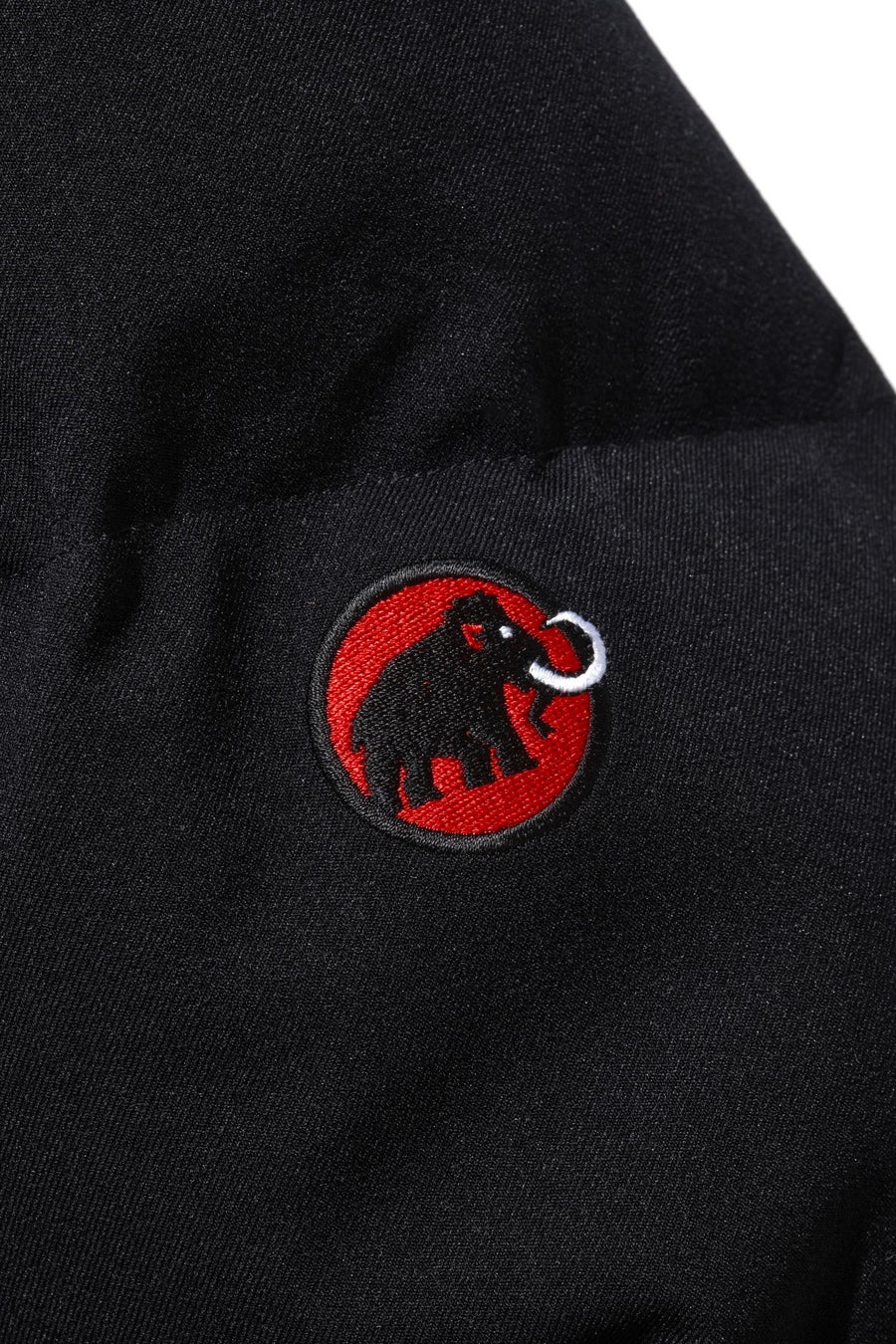 2022年秋冬はバックパックの黒×赤のクラシック ロゴが復刻！マムート“クラシック ロゴ カプセルコレクション”全6型が10月上旬より随時展開開始。のサブ画像3
