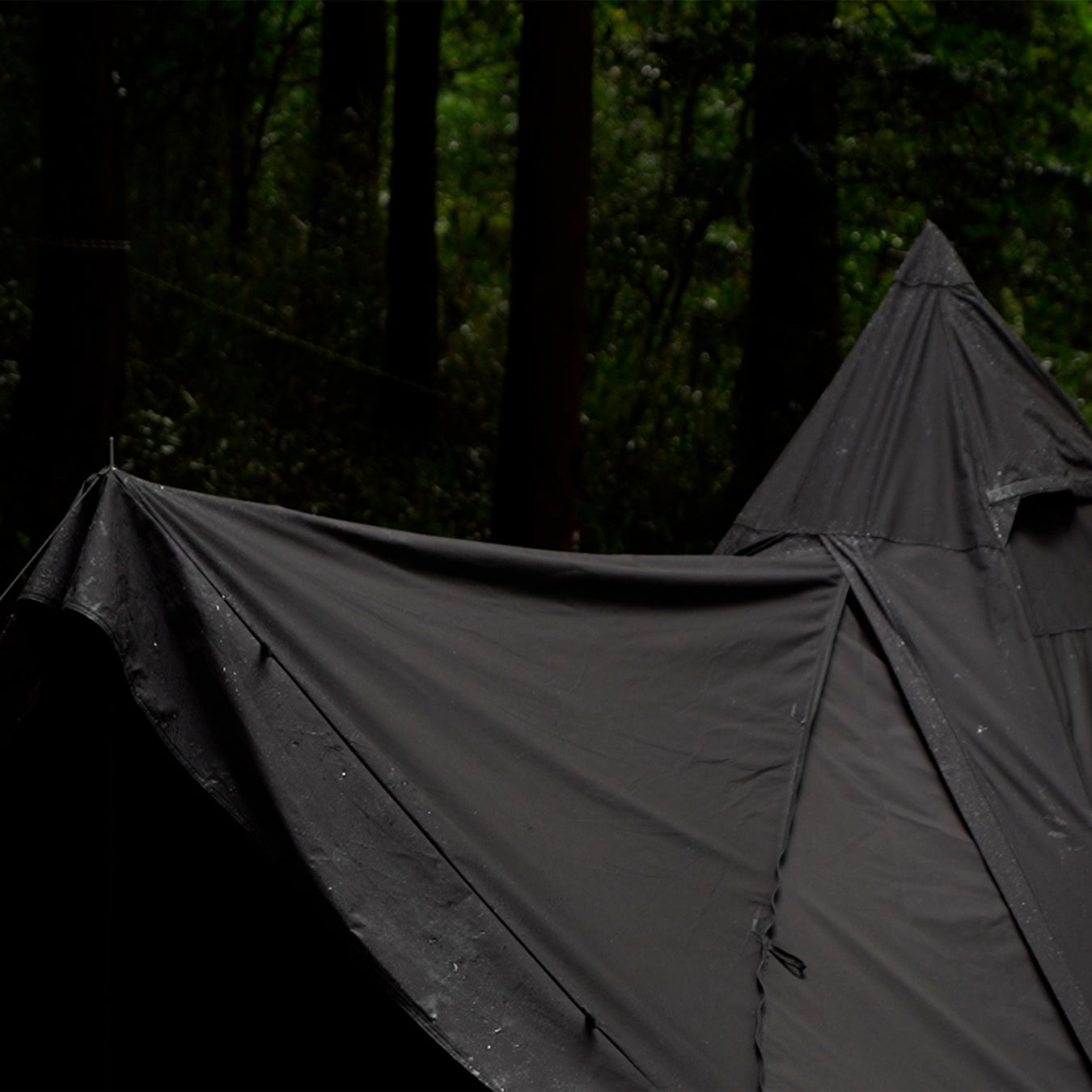 確かな存在感で渋いソロキャンプを。黒いワンポールTCテントが数量限定で予約販売を開始！のサブ画像7