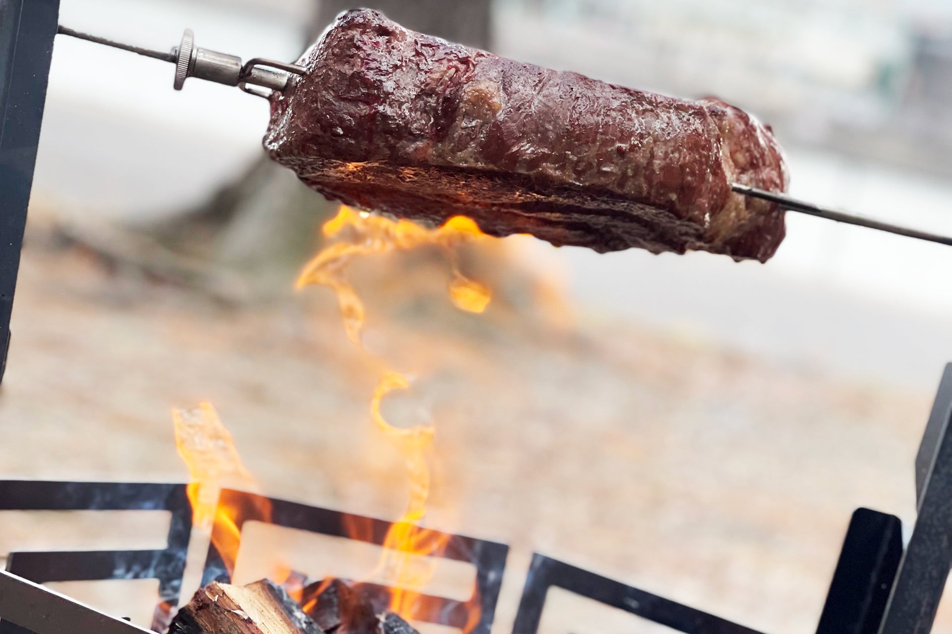 お肉をグルグル回して焼ける焚火台『インフィニティ肉焼きセット』が登場。CAMPFIREにて12月20日から先行発売開始のサブ画像8