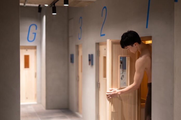 都心の躍動を支える名古屋で、仕事終わりに“ととのう”。水風呂付き男性専用個室サウナ「ROUTINE」が2023年1月4日（水）に丸の内でグランドオープン。のメイン画像