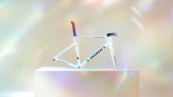 レムコの世界チャンピオンを記念してRemco’s Reign S-Works Tarmac SL7 限定版フレームセットを発売のメイン画像