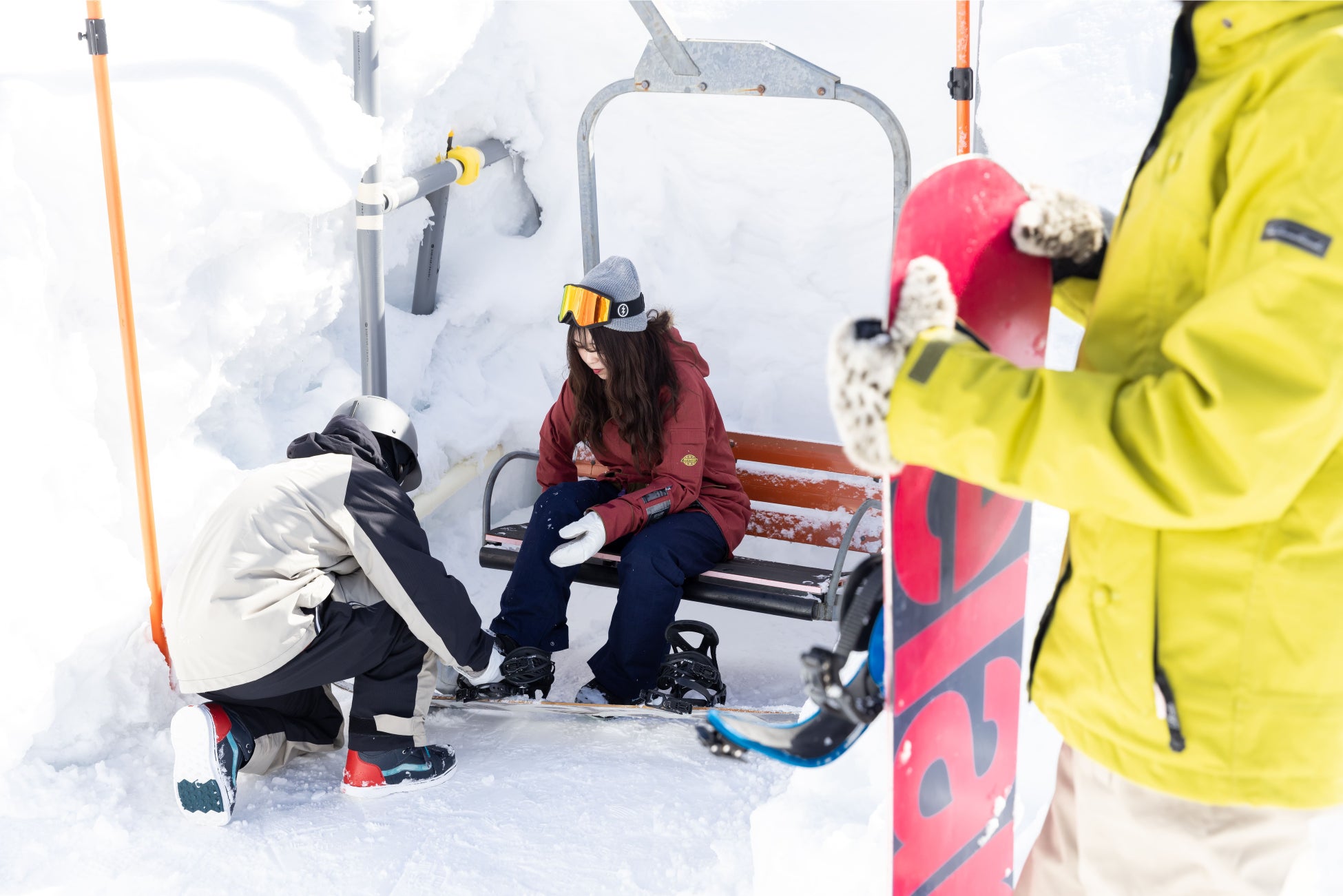 「日本一スノボデビューしやすいスキー場」宣言！長野県竜王スキーパークから約7,000人がスノボデビュー！のサブ画像5_リフトの乗り降りも教えてくれるので初めてでも安心