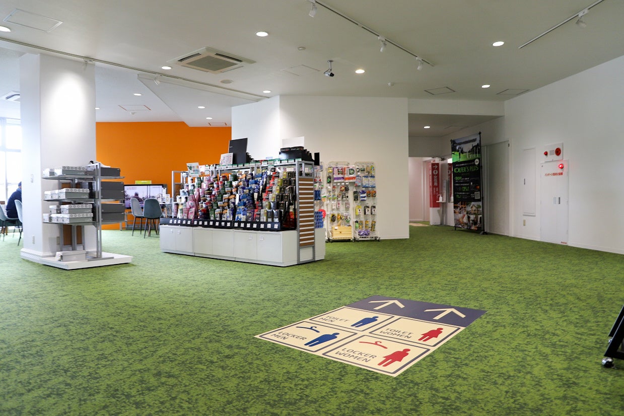 千葉県の２ゴルフ場「東京湾カントリークラブ」「かずさカントリークラブ」がクラブハウスを改装し、リニューアルオープンのサブ画像4_新しくなった快適なクラブハウスやくつろぎのラウンジ（かずさCC）