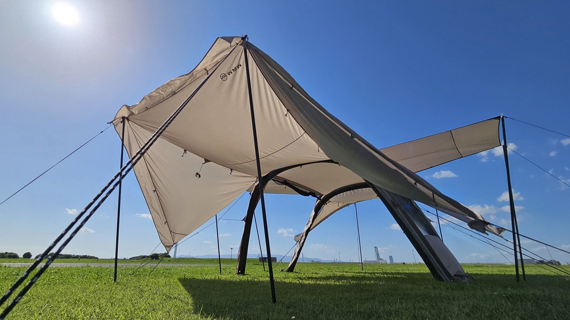 キャンプ用品ブランドM.W.Mから、新型２ルームエアーテント【READY Tent -Airvan-】が登場！のサブ画像6