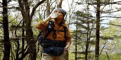 手で持たない。だから軽快！登山に便利！ポケットペットボトルホルダーがさらに快適に 6月17日よりMakuakeにて予約受付開始！のサブ画像2