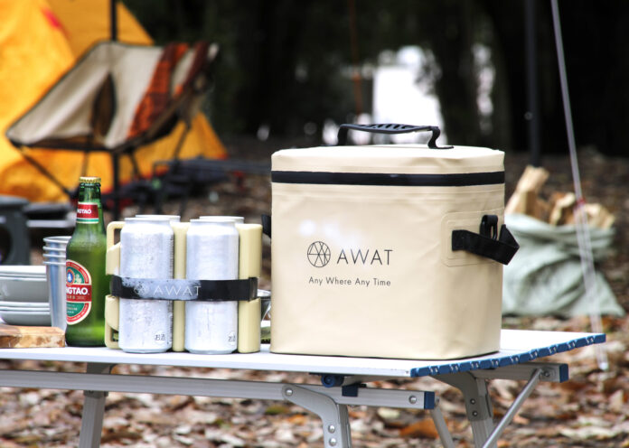 【Makuakeでセット売りが完売】最大7層の極厚構造でハードクーラーにも負けない保冷力を実現させた『AWAT クーラーボックス』と缶(ペットボトル)専用の保冷剤『AWAT 缶クーラー』一般発売開始。のメイン画像