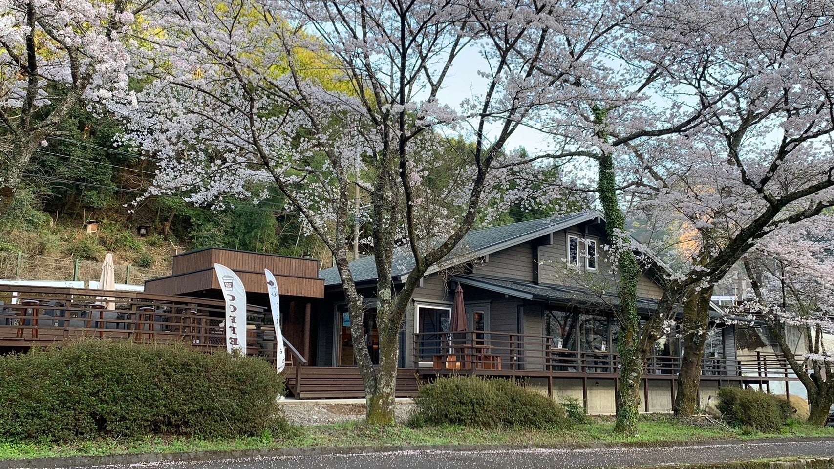 奈良県下北山村のアウトドア複合施設「Angler's Base SHIMOKITAYAMA」がログハウス建築コンテストで国土交通大臣賞を受賞しました。のサブ画像5
