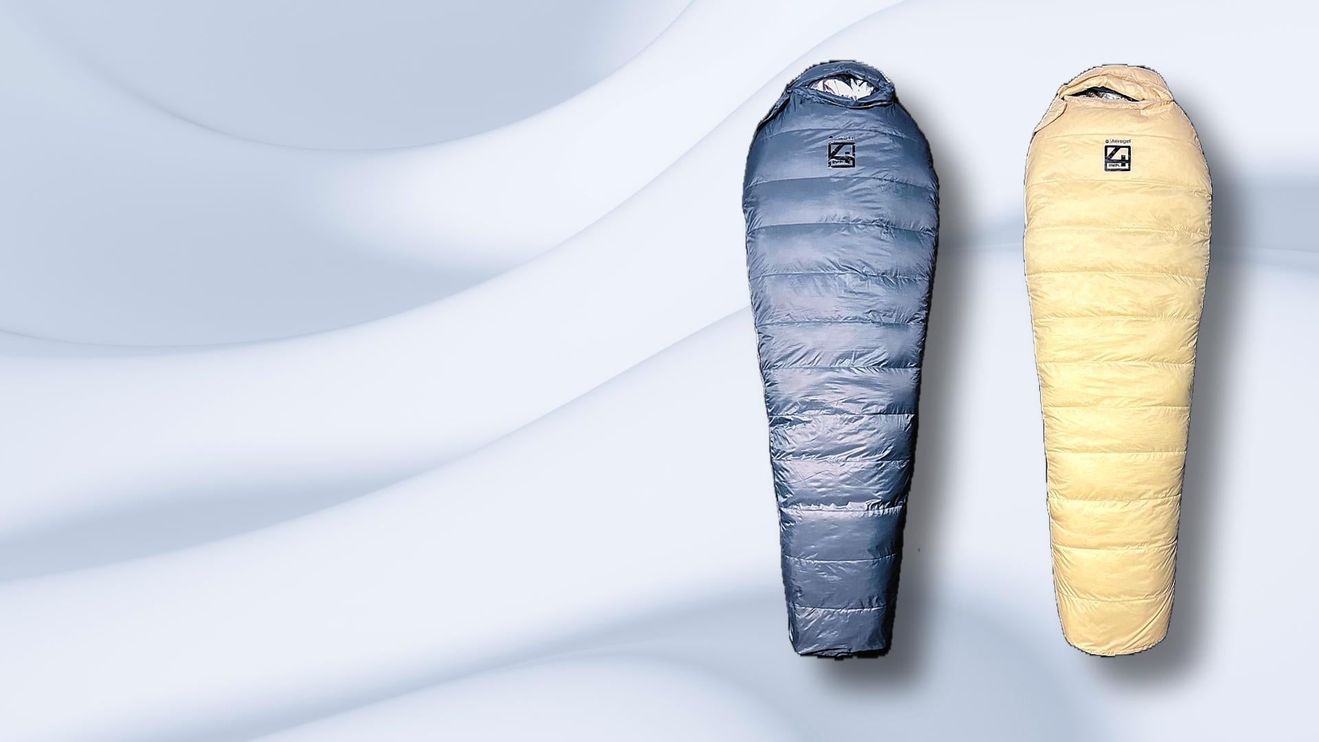アルミシート×宇宙服素材　軽くて暖かい最新の寝袋「ALUGEL Sleeping Bag」が誕生のサブ画像4_ALUGEL Sleeping Bag（左：スペース・グレー、右：サンド・カーキ）