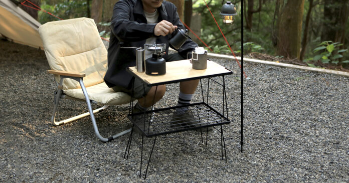 キャンプギアブランド「VASTLAND」、キャンプシーンに合わせてラックやテーブルとして使える「キャンプラックテーブル」を2023/10/14（土）に発売のメイン画像