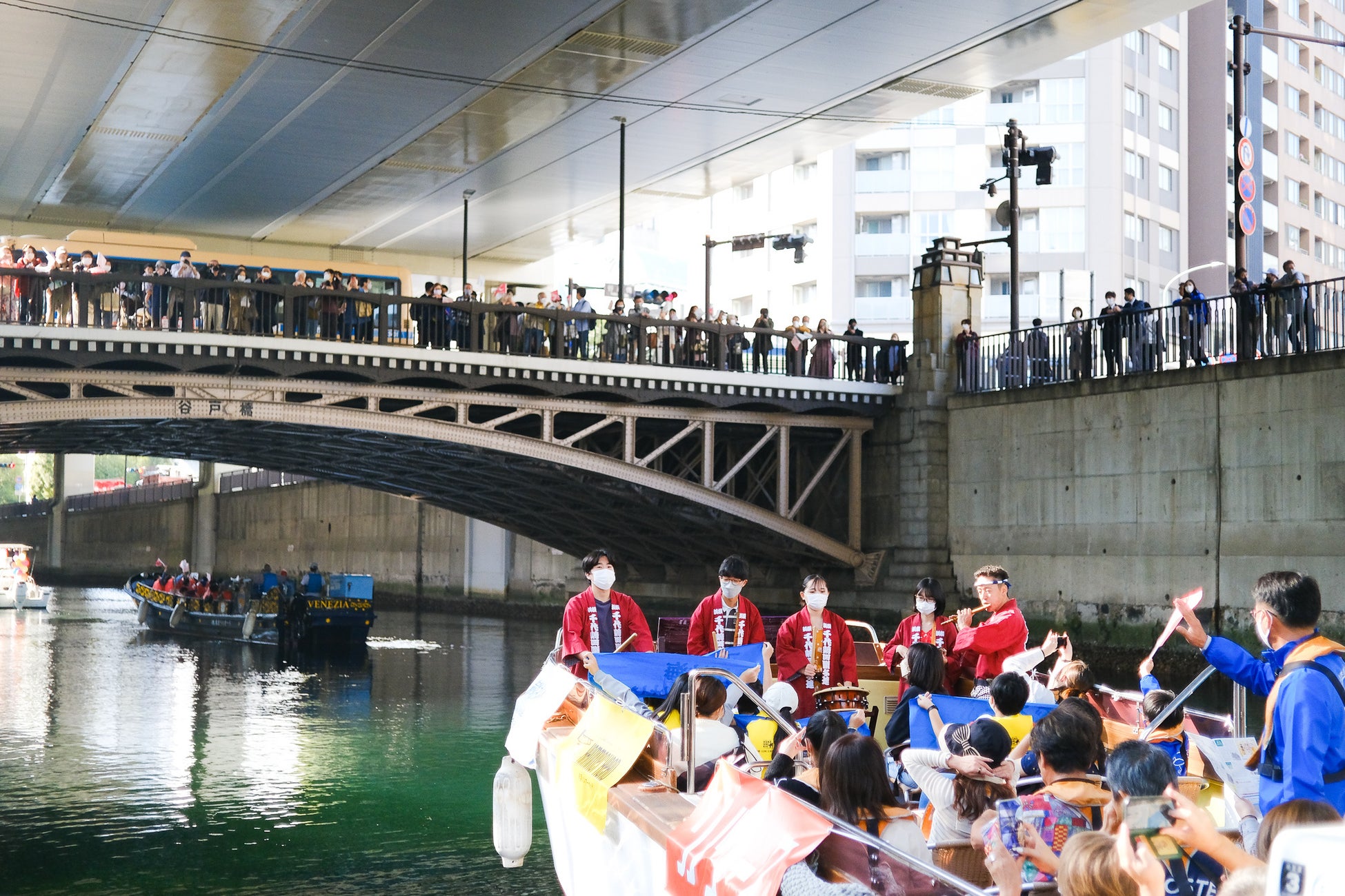 横浜の魅力を繋ぐクルーズ「よこはま運河チャレンジ2023」開催！【11月23日（木・祝）】のサブ画像6_歴史ある橋もみどころの一つ