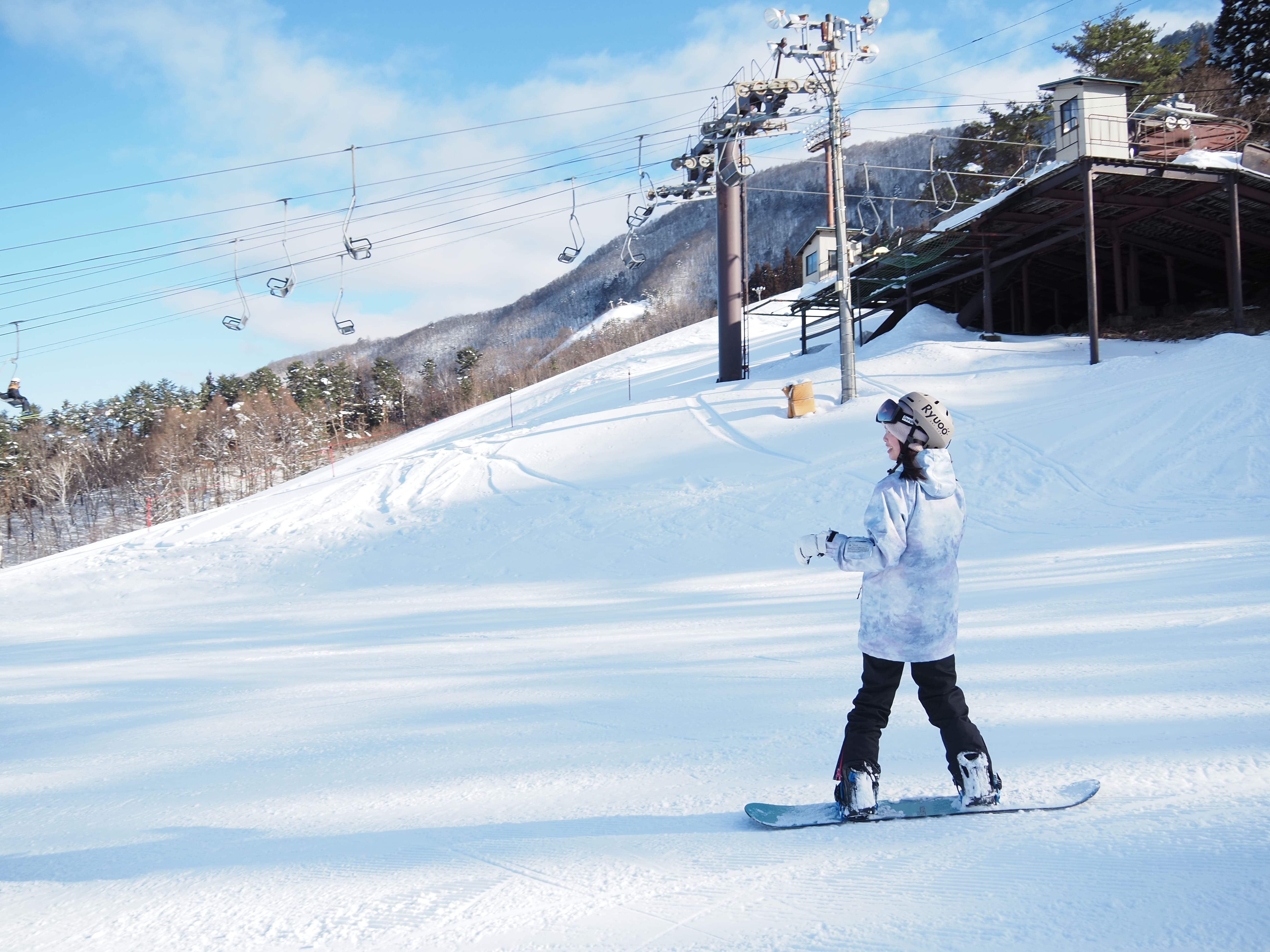「日本一スノボデビューしやすいスキー場」宣言！長野県竜王スキーパークから約2万人がスノボデビュー！のサブ画像12_貸出ウェア