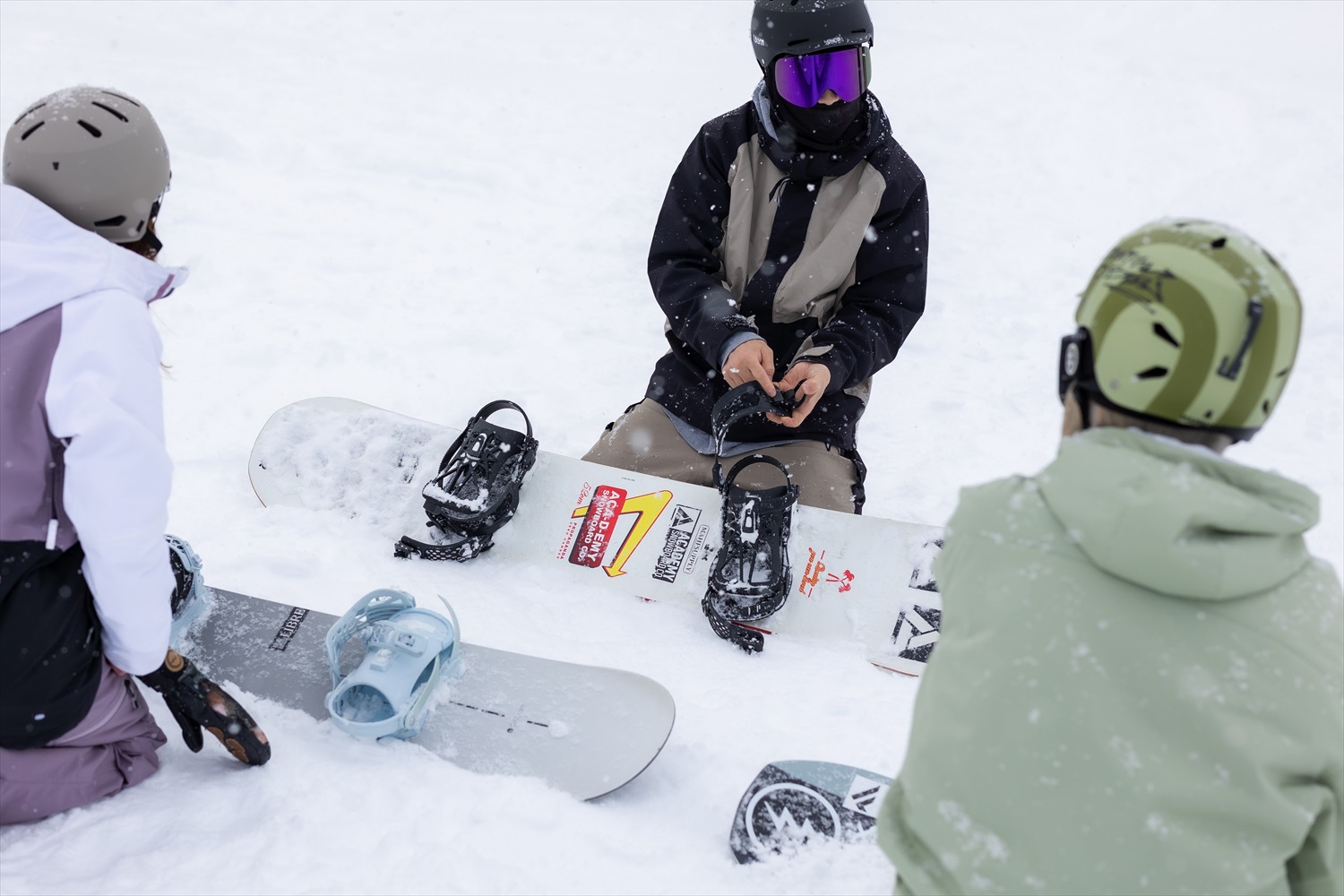 「日本一スノボデビューしやすいスキー場」宣言！長野県竜王スキーパークから約2万人がスノボデビュー！のサブ画像5_基本の道具の説明もレッスン
