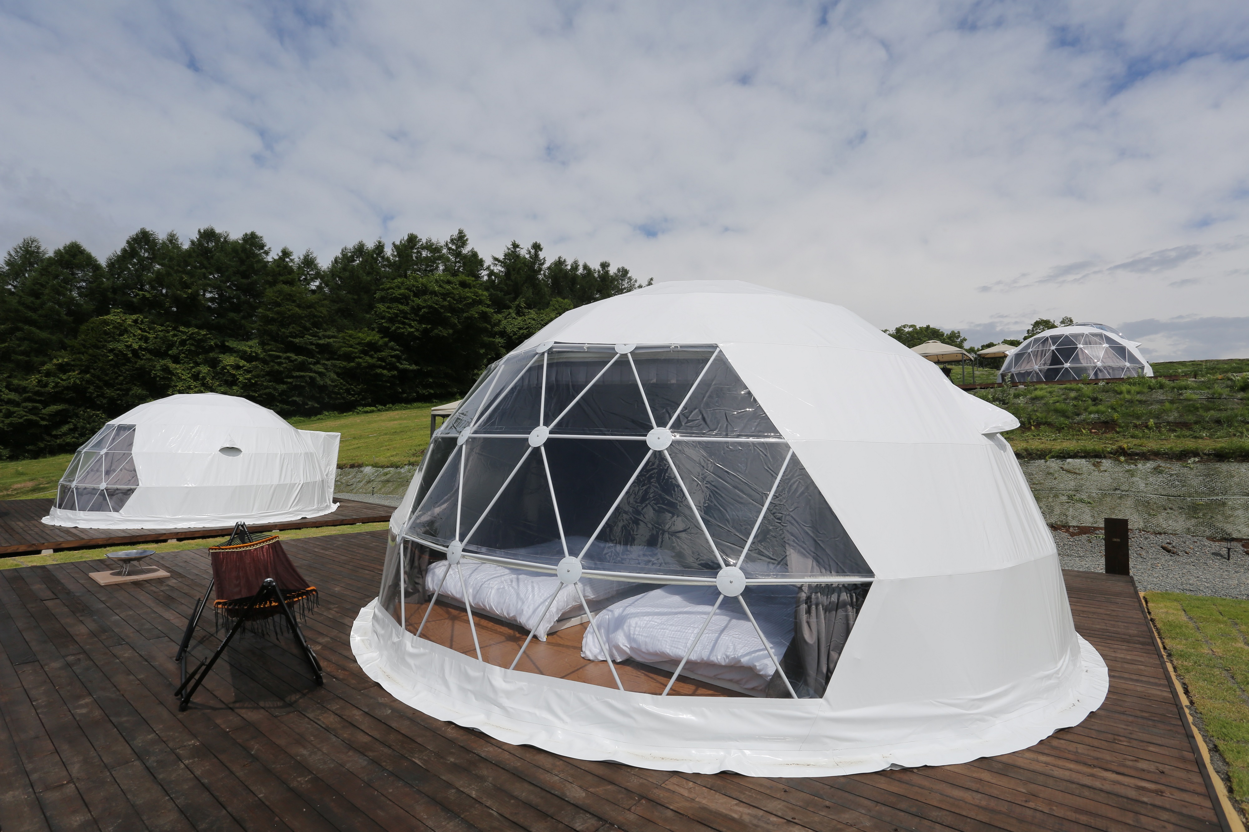 SORAに包まれる山頂グランピング！「OZE-HOSHISORA GLAMPING＆CAMP RESORT」のサブ画像2_ドーム型テント