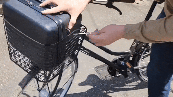 【Makuake先行販売中】安心ロック付！自転車ヘルメット収納やピクニック等多彩に使えるバッグのサブ画像5