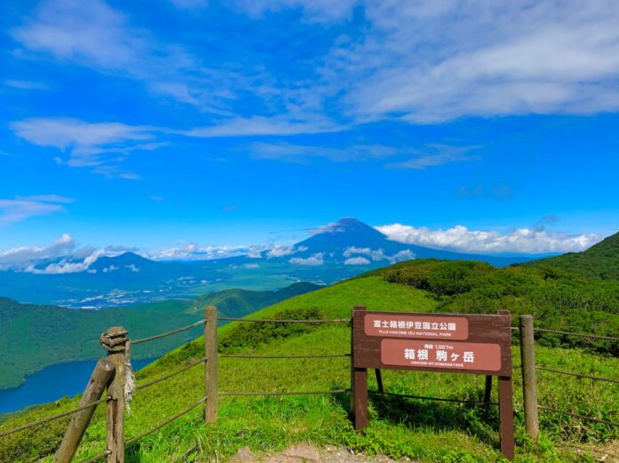 箱根駒ヶ岳山頂の展望広場を大規模改修2025年4月、『箱根駒ヶ岳 芦ノソラ』としてリニューアルオープンのメイン画像