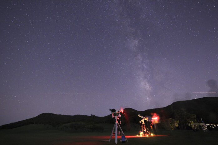 自然豊かなホテルで星空観察　11月1日（金）～3日（日）開催　　　第六回ハーヴェストスターナイト「天城東急リゾート：ハーヴェスト天城高原×Vixen」のメイン画像