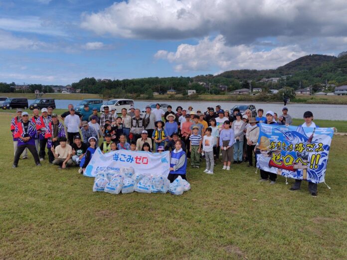 来たときよりも美しく！釣り場に感謝を込めてごみ拾い　子吉川はぜ釣り大会で釣り人たちとの清掃活動を実施のメイン画像