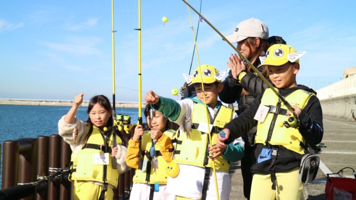 初挑戦でも爆釣⁉子どもたちが和歌山の海釣り公園で五目釣り三昧!テレビ大阪【フィッシングDAYS】11月30日（土）放送!!のメイン画像