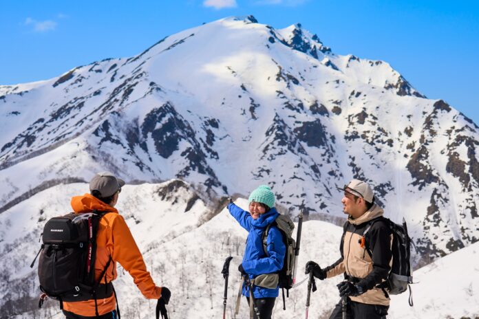 【谷川岳ヨッホ】雪山登山デビュー！気軽に楽しく技術と知識を学べる「雪山登山スクール」を開催のメイン画像