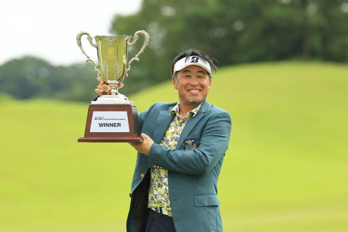 岩本高志 ブリヂストンゴルフのボールで国内シニアツアー初優勝！のメイン画像
