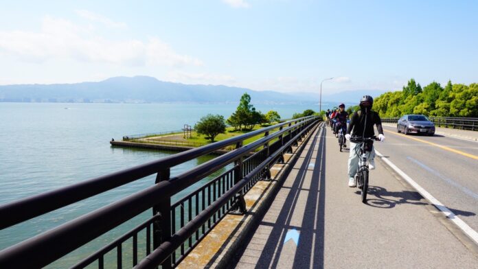 びわ湖一周『ビワイチ』サイクリングツアーを提供開始！電動アシスト自転車✕地元ガイドのフルサポートで、初心者や体力に自信のない方も安心のメイン画像