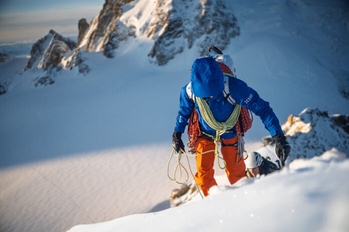 マムートが世界に誇る最高峰コレクション「EIGER EXTREME」、誕生から30年を迎え、5年ぶりにフルモデルチェンジした第6世代を10月2日に発売。のメイン画像